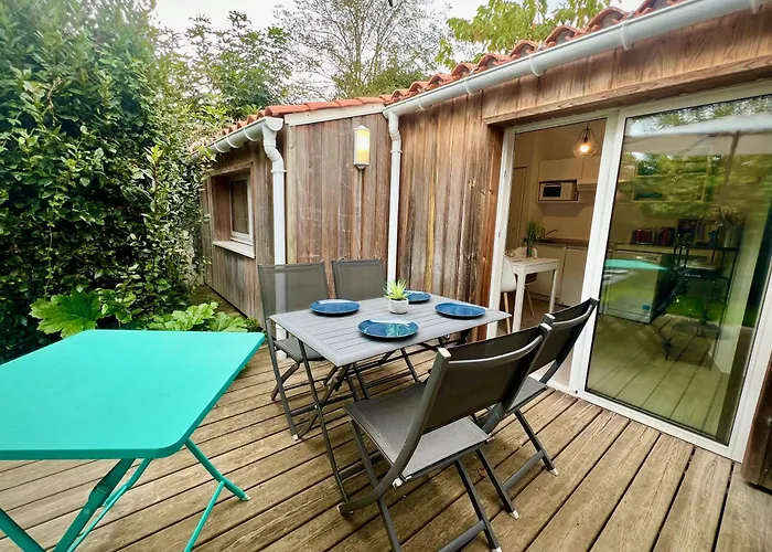 Holiday home Maison Aquitaine 